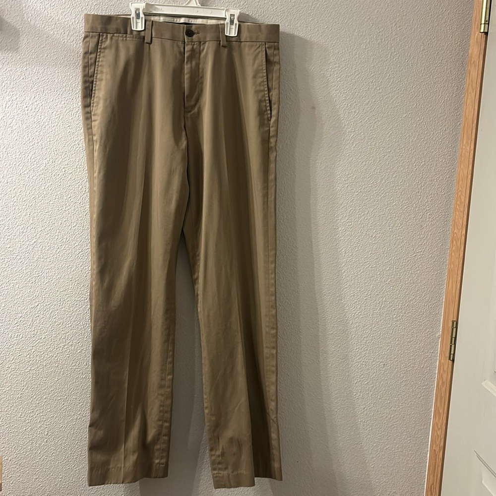 Eddie Bauer classic fit tan dress pants size 34